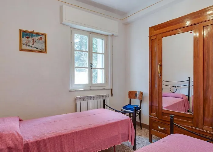 Belvilla By Oyo Camelia בית נופש Pescaglia